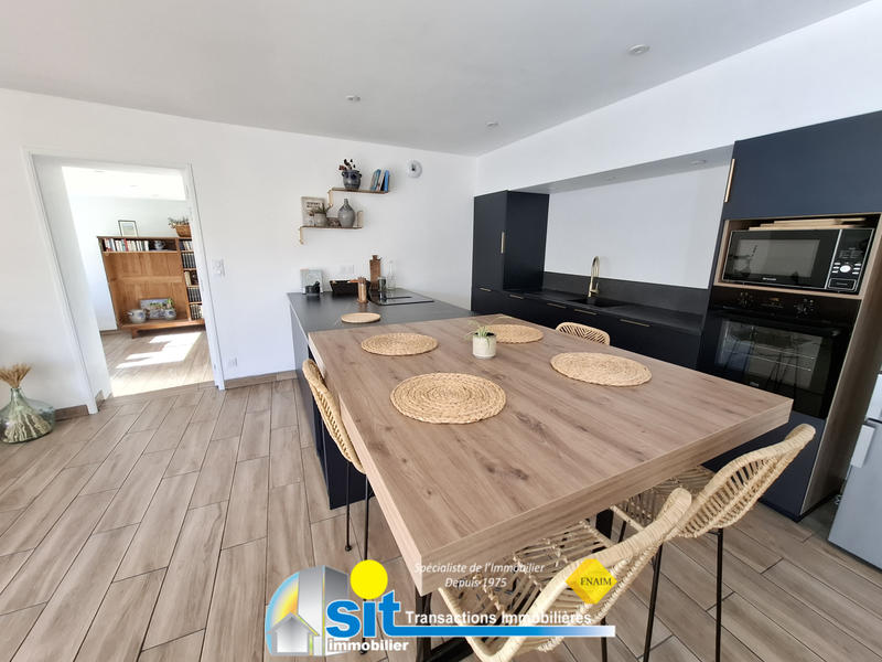 Maison - 172 m² - 6 pièces