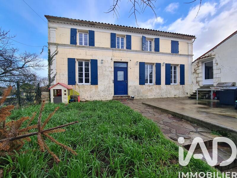 Maison de village - 150 m² - 6 pièces