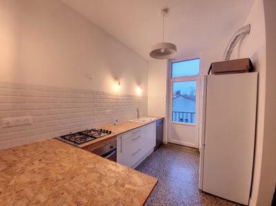 Appartement - 80 m² - 3 pièces