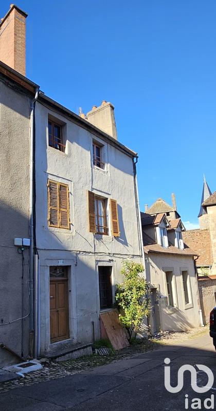 Maison - 104 m² - 6 pièces