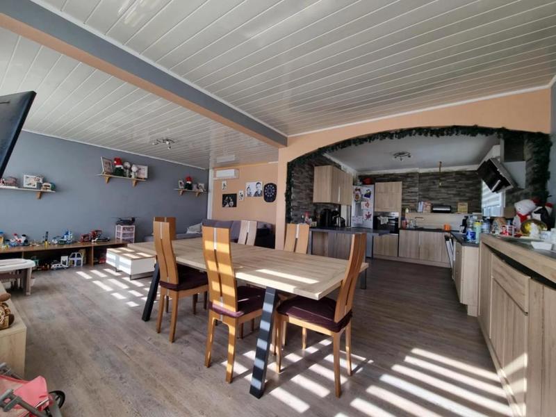 Maison de village - 100 m² - 4 pièces