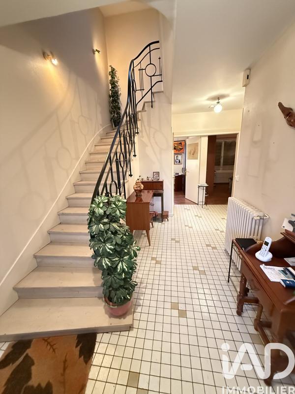 Maison - 145 m² - 6 pièces