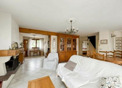 Maison - 174 m² - 8 pièces