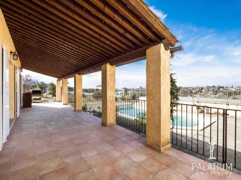 Maison - 165 m² - 5 pièces