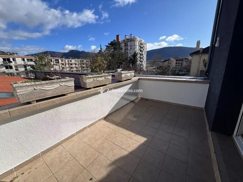 Appartement - 104 m² - 4 pièces