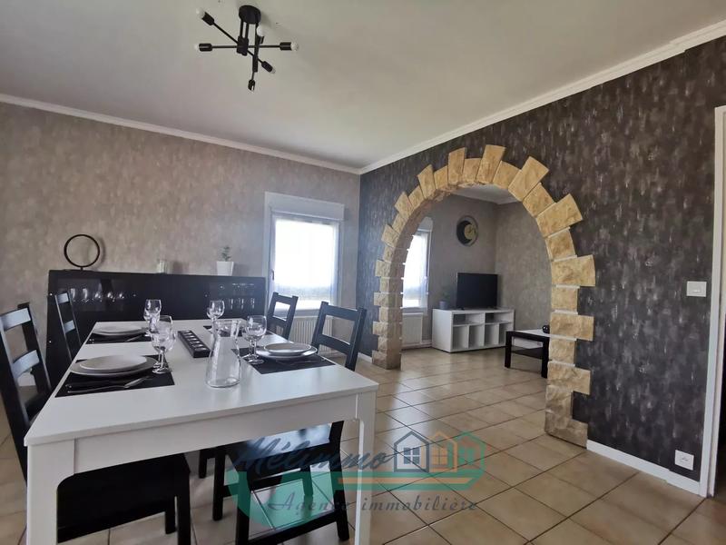 Appartement - 96 m² - 5 pièces