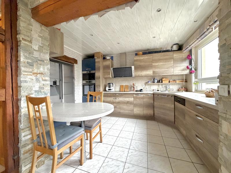 Maison - 155 m² - 6 pièces