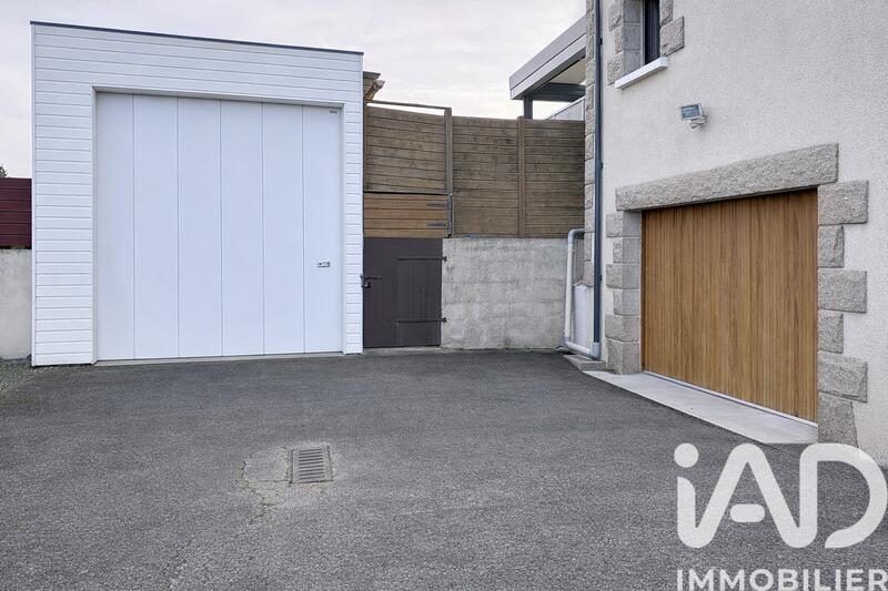 Maison - 120 m² - 7 pièces