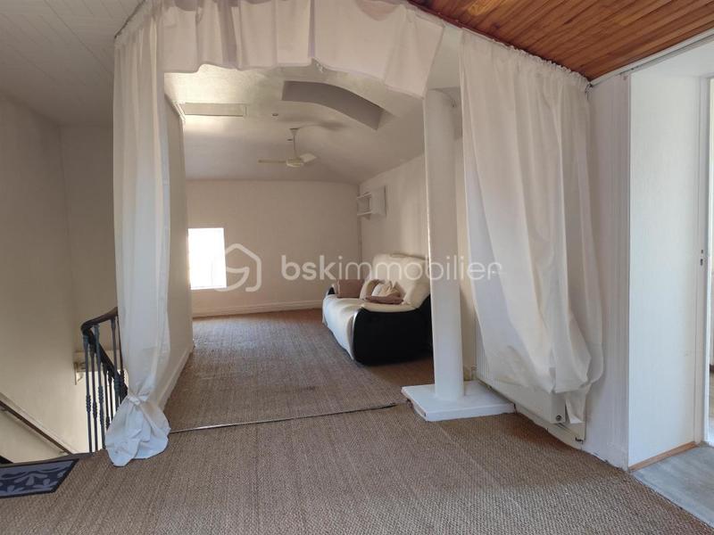 Demeure - 470 m² - 18 pièces