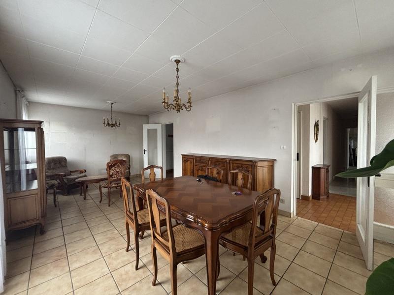 Maison - 100 m² - 6 pièces