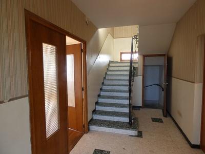 Villa - 144 m² - 8 pièces