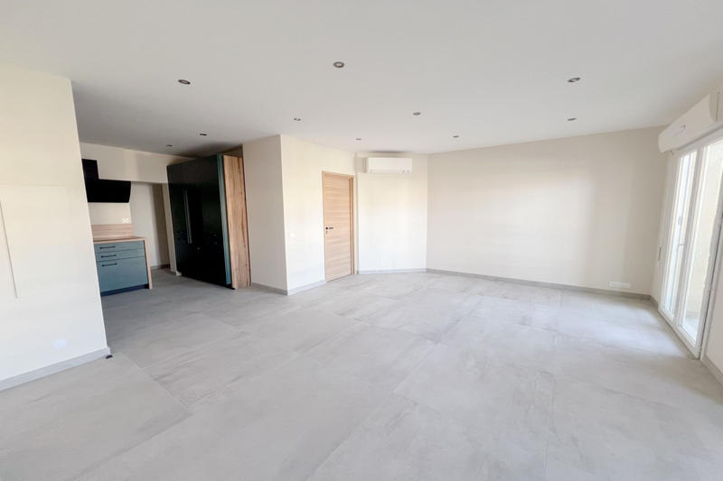 Appartement - 75 m² - 3 pièces