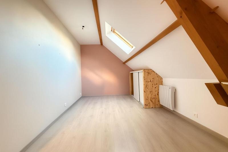 Maison - 200 m² - 5 pièces