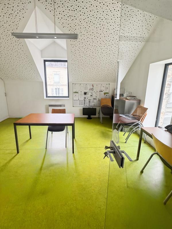 Maison - 148 m² - 8 pièces