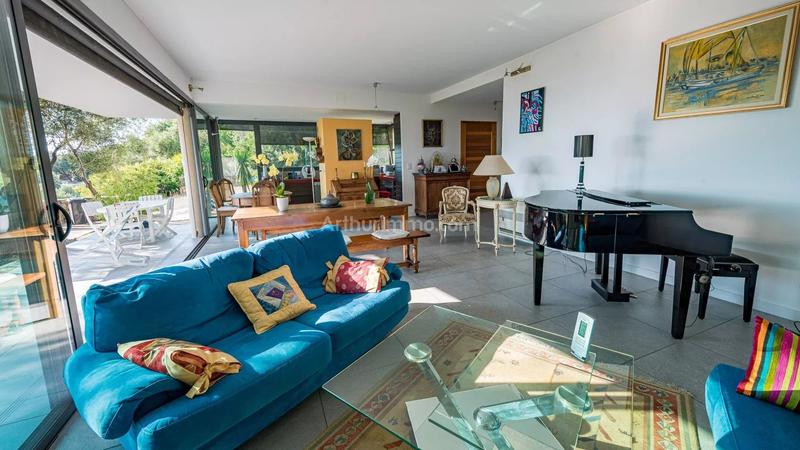 Maison - 128 m² - 5 pièces