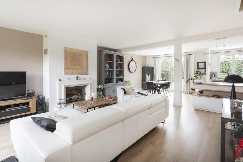 Maison - 177 m² - 7 pièces