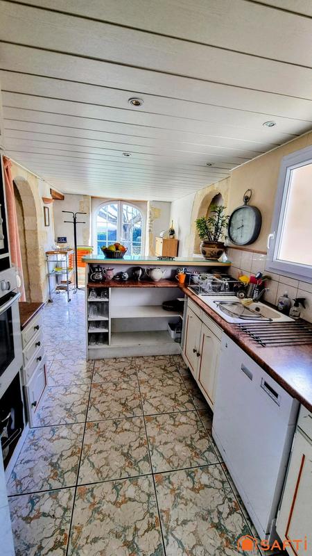 Maison - 261 m² - 10 pièces