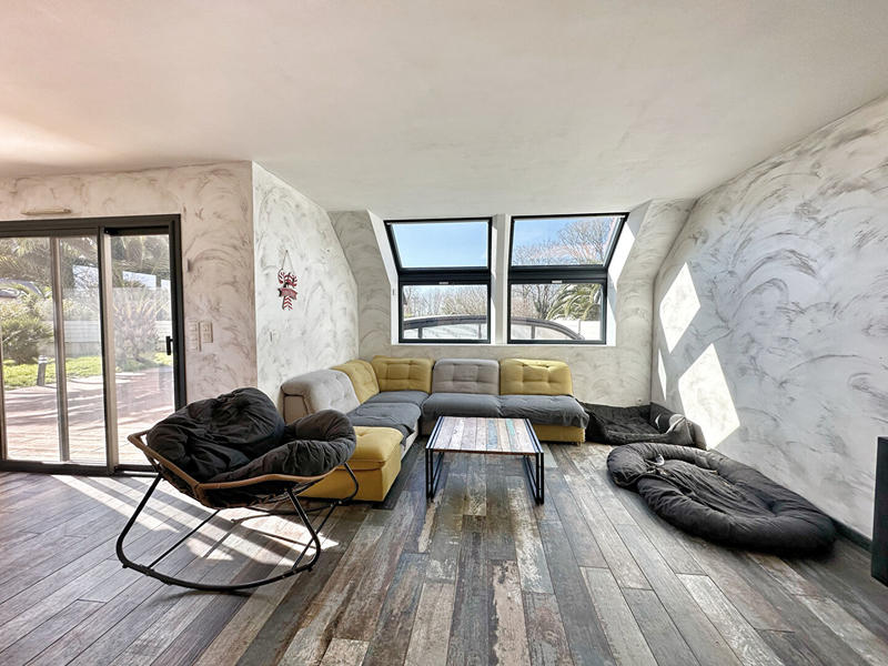 Maison - 132 m² - 8 pièces