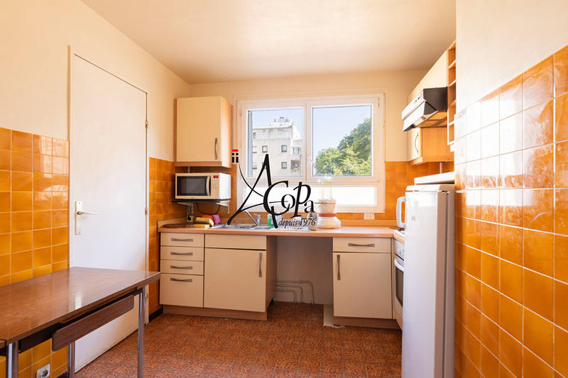 Appartement - 64 m² - 3 pièces