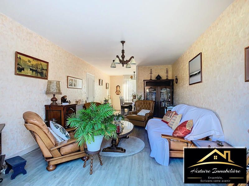 Maison - 95 m² - 5 pièces