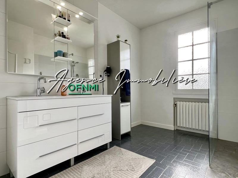 Villa - 157 m² - 5 pièces