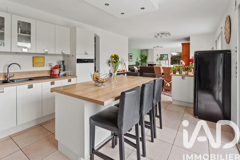 Maison - 166 m² - 6 pièces