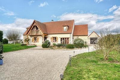 Maison - 180 m² - 7 pièces