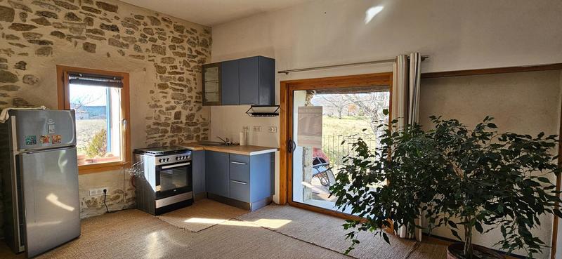Maison - 220 m² - 8 pièces