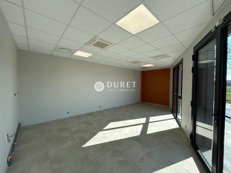 Local d'activités - 2 037 m²