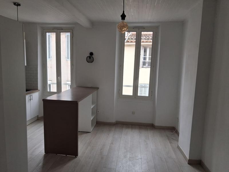 Appartement - 93 m² - 4 pièces