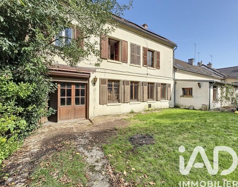 Maison de village - 264 m² - 10 pièces