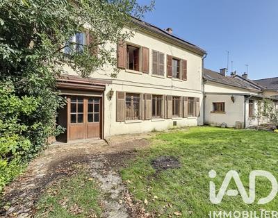 Maison de village - 264 m² - 10 pièces