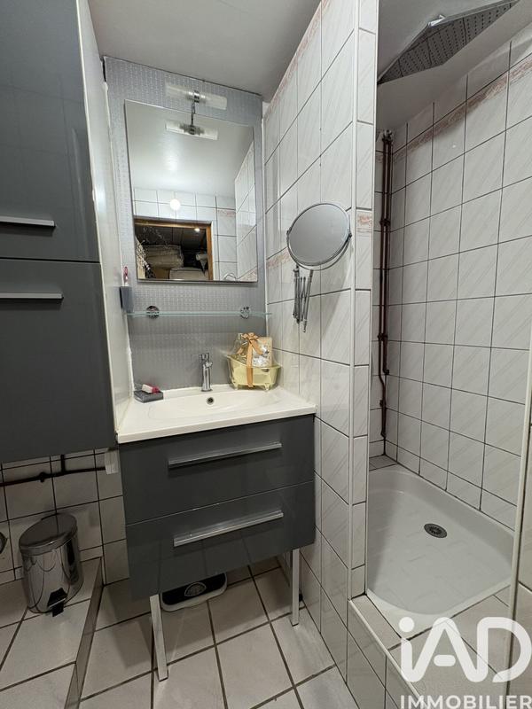 Maison - 182 m² - 7 pièces