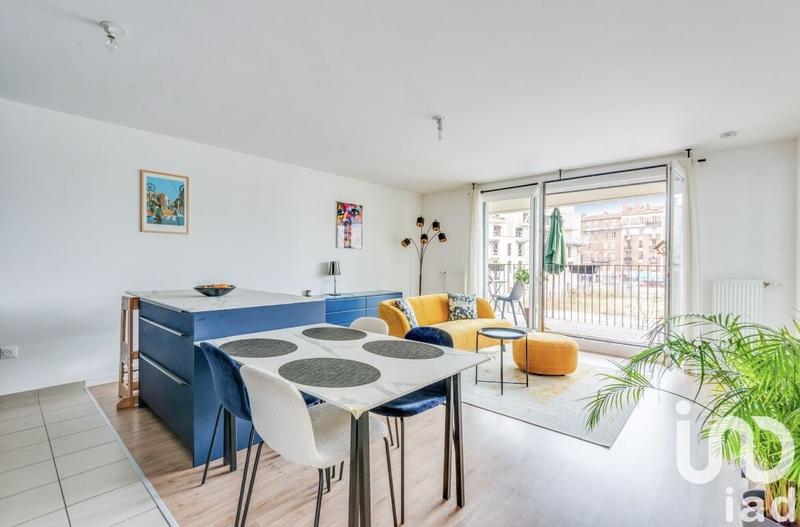 Appartement - 83 m² - 4 pièces