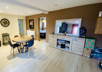 Appartement - 87 m² - 4 pièces