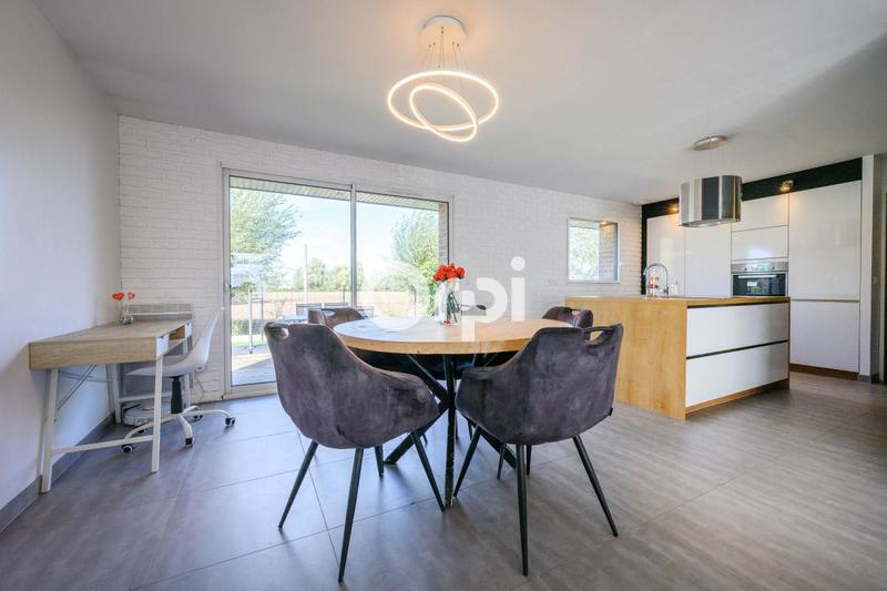 Maison - 91 m² - 4 pièces