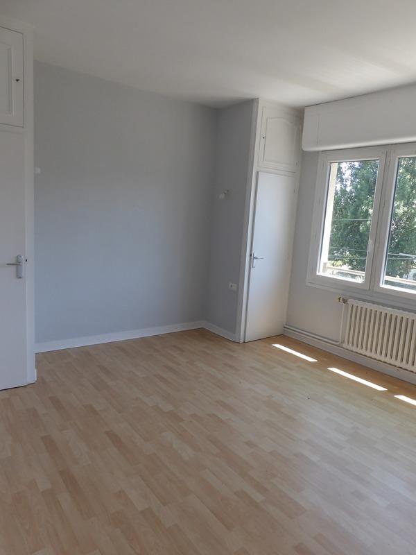 Appartement - 126 m² - 6 pièces