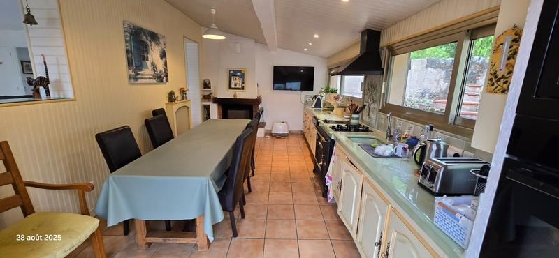 Maison - 164 m² - 6 pièces