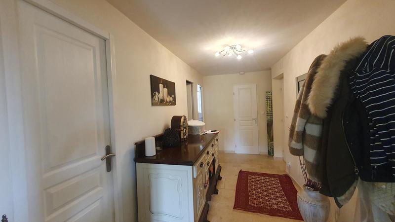 Maison de village - 285 m² - 10 pièces