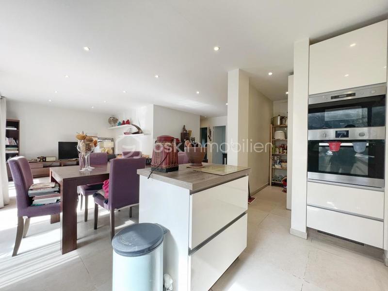 Appartement - 103 m² - 5 pièces