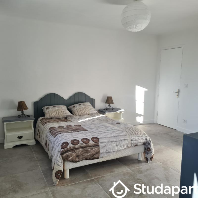 Chambre - 14 m² - 1 pièce