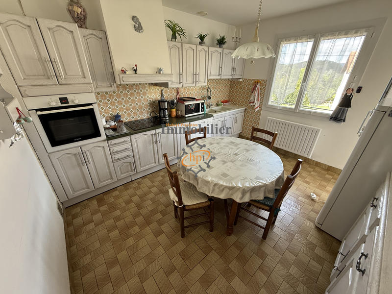 Maison - 110 m² - 4 pièces