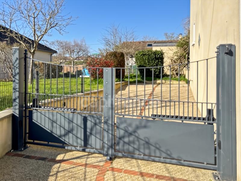 Maison - 84 m² - 4 pièces