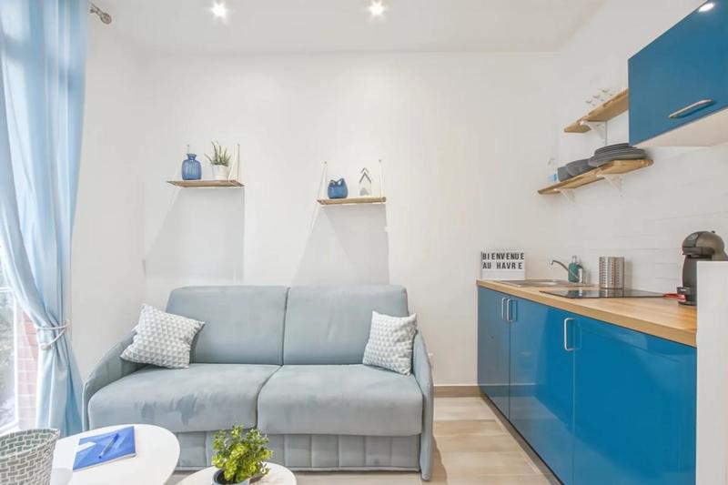 Appartement - 98 m² - 8 pièces