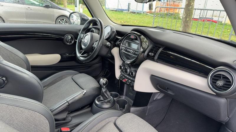 Mini Mini 1.5 Cooper d 95 Red Hot Chili - Toit ouvrant