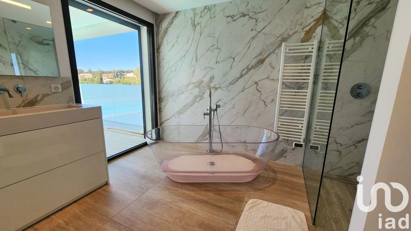 Maison de maîtres - 310 m² - 9 pièces