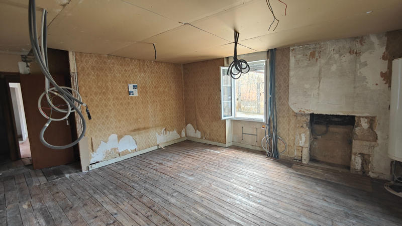 Maison - 90 m² - 4 pièces