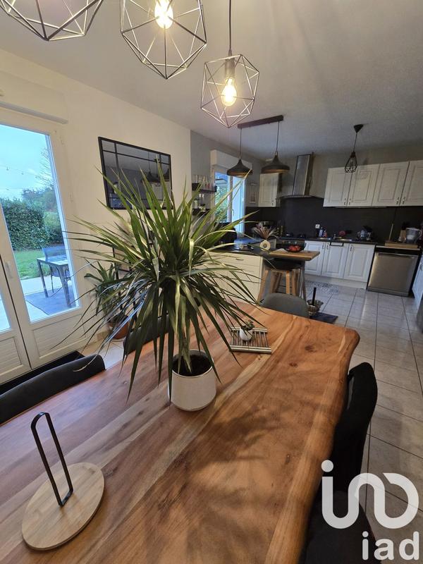 Maison - 104 m² - 5 pièces