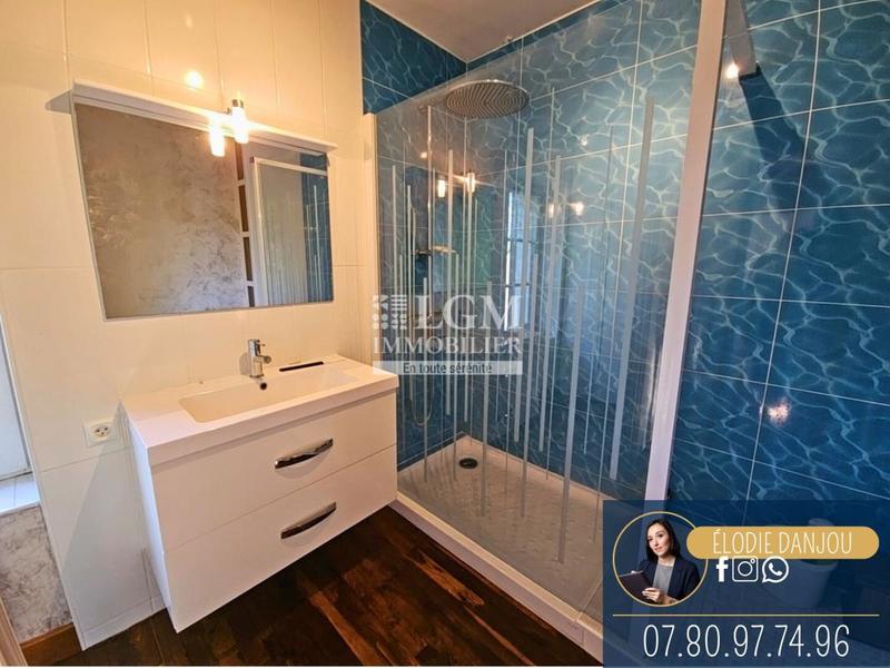 Moulin - 250 m² - 7 pièces