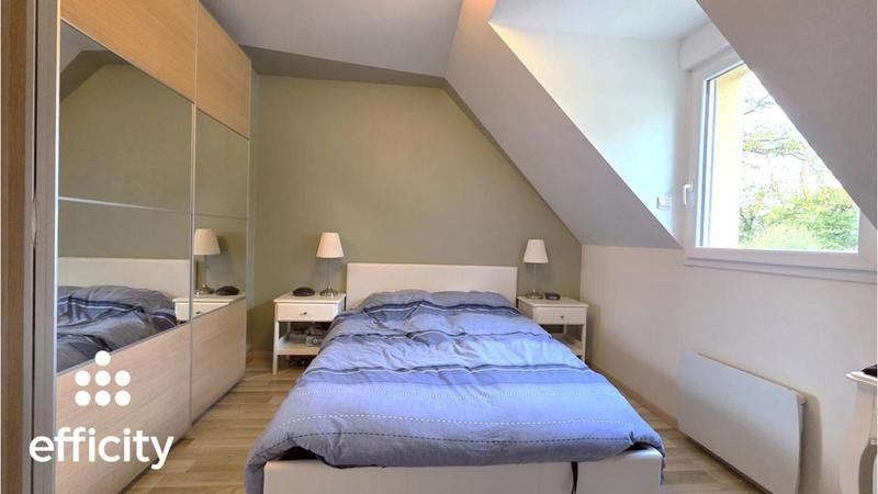 Maison - 104 m² - 6 pièces